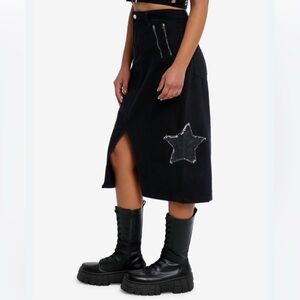 Daisy Street Black Denim Star Patch Skirt, sz lg